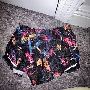 lululemon shorts 2.5 high waisted